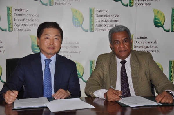 Cooperación coreana e Idiaf  promoverán la mecanización en arroz