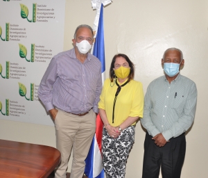 Idiaf y Coniaf definirán estrategia para el rescate de la investigación agrícola del país