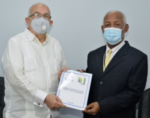 Banco Agrícola apoyará operaciones del Idiaf con crédito de 20 millones de pesos sin intereses