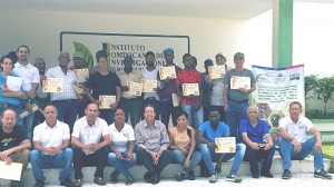 Idiaf y Coniaf continúan jornada de capacitación en manejo del cultivo del cacao