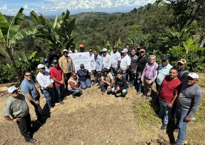 IDIAF celebra Día de Campo en café en Juncalito, Santiago, y presenta avances del cultivar Catidiaf 21